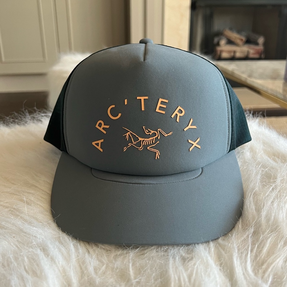 Arc’teryx Curved-Brim Trucker Hat